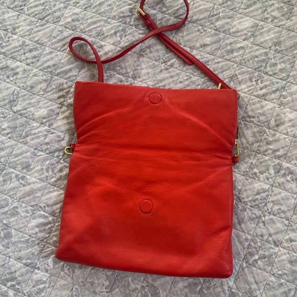 Tory Burch - Picture 3 of 5